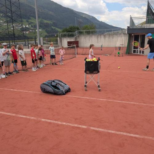 Tennisplatz26-6